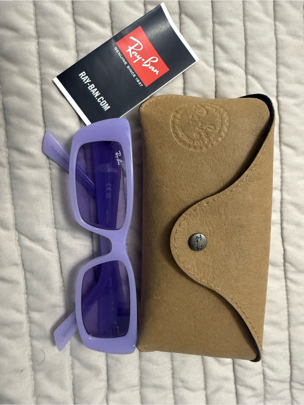 Ray-Ban women Lavender Frame Sunglasses with Purple Lenses